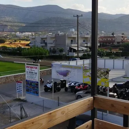 Hotel Cleo 250m From The Malia